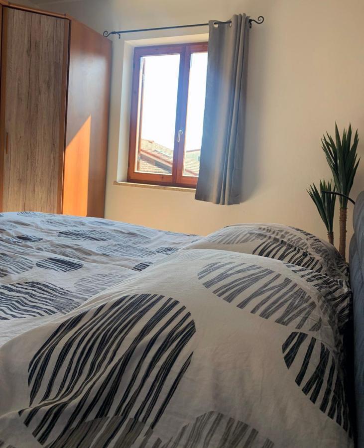 Apartment Arena Premantura Eksteriør billede